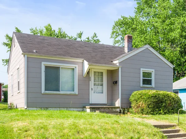 609 E McClurg St, Frankfort, IN 46041