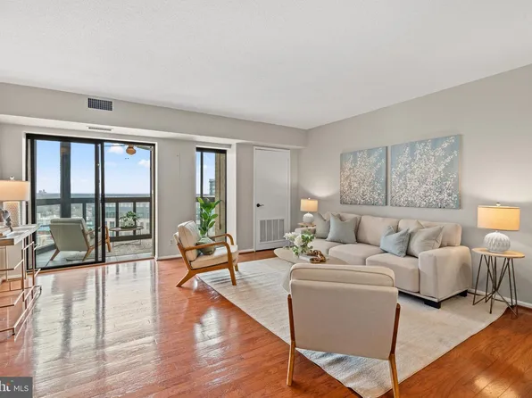 900 Stafford St #2006, Arlington, VA 22203