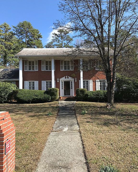 1st image of 677 Huntington Pl SE