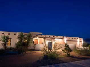 8910 Apache Plume Ct, Las Cruces, NM 88011