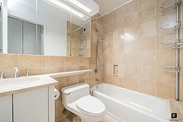 Rented by R New York