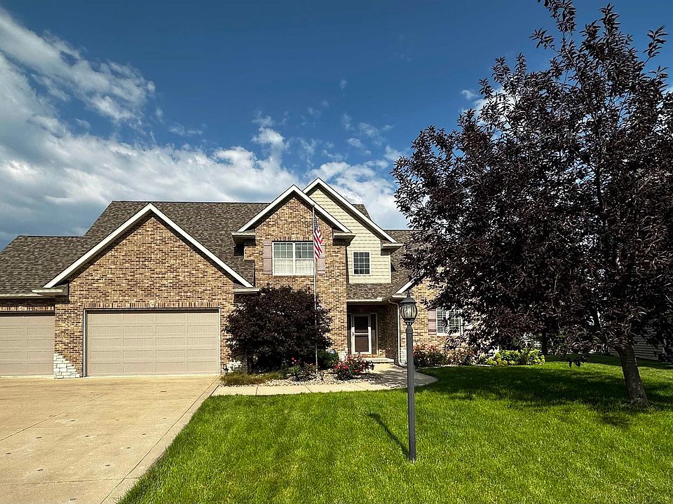 1st image of 11215 N Country Ridge Ln