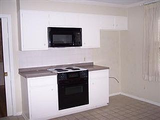 2nd image of 102 Westwood Dr