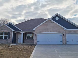 7833 Fairwood Blvd, Plainfield, IN 46168