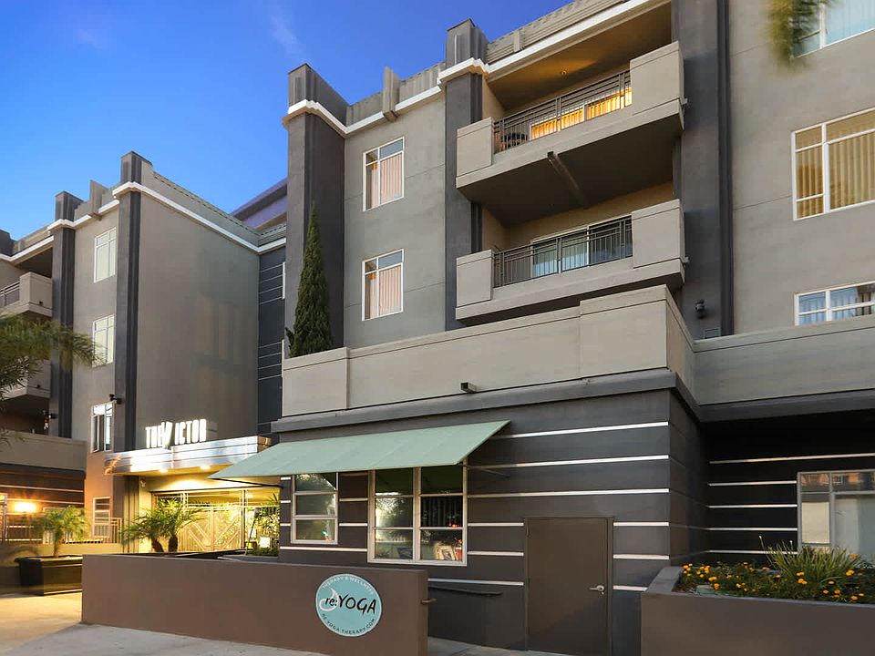 Victor on Venice Apartments Building