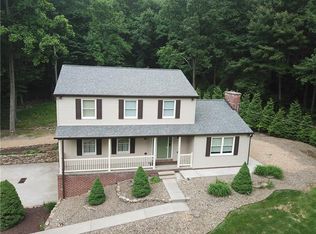 1 Mayberry Ln, Unity Twp, PA 15650