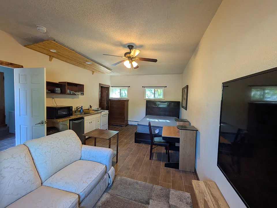 350 Lorey Dr