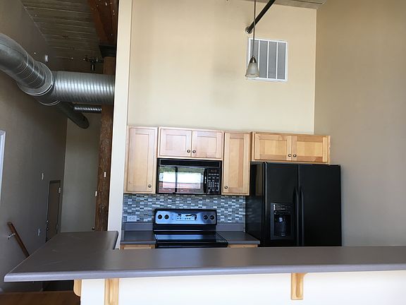 3rd image of 300 South St Unit 103