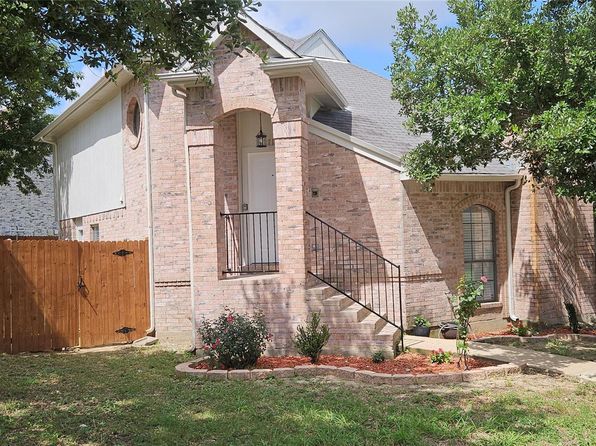 12718 Hilltop Dr