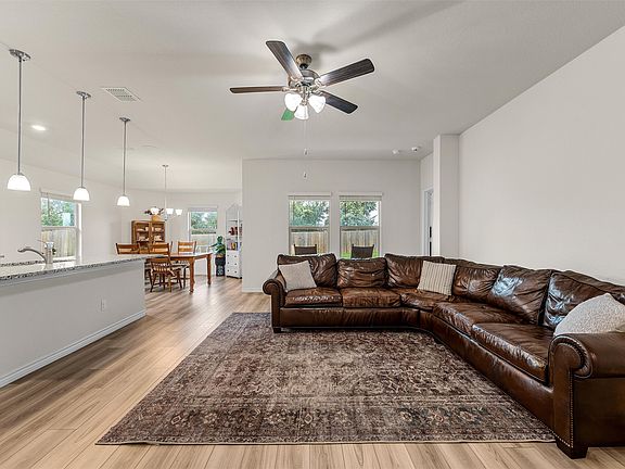 5th image of 10712 Peperak Ct