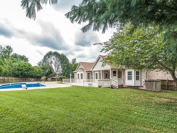 4th image of 2710 Aragon Ct