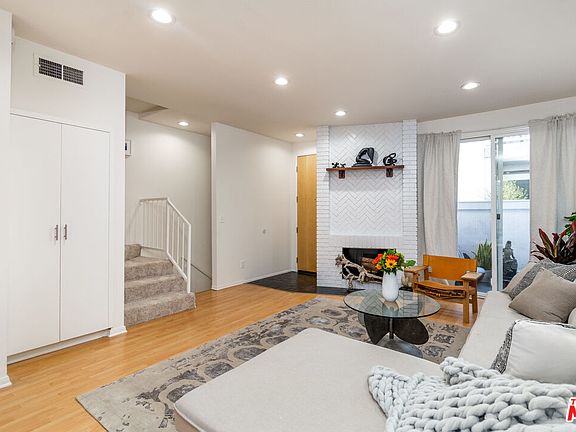 5th image of 1435 26th St Unit 6