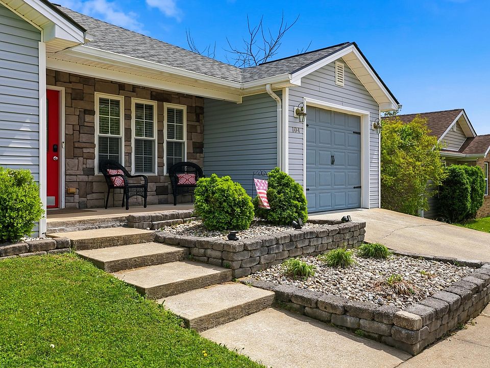 1st image of 104 Palmer Ct