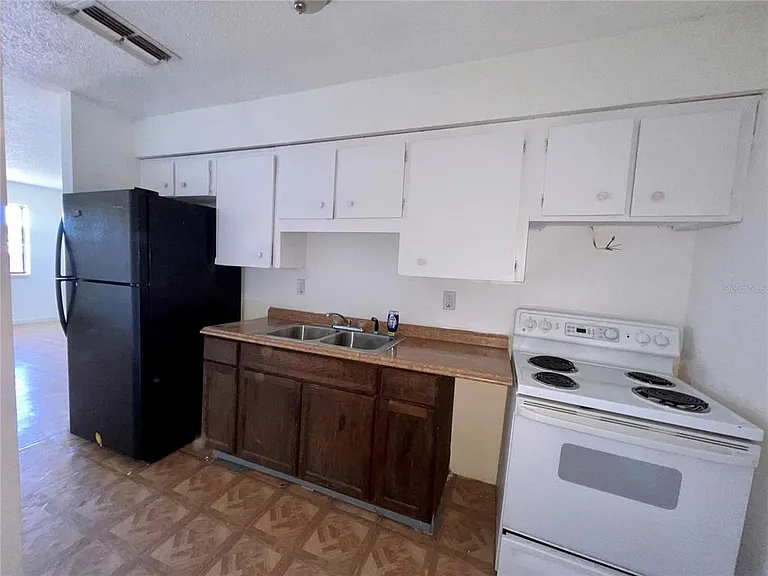 3847 Janeen Cir — Photo 5