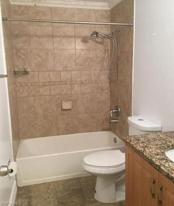2nd image of 2609 SE 16th Pl #2611
