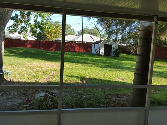 4th image of 520 SE Greenway Ter