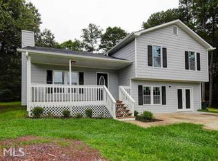 4635 Barnes Ct, Loganville, GA 30052