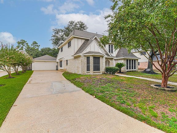 3rd image of 6718 Gentle Bend Dr