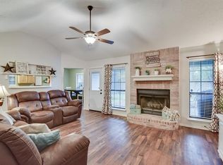 1718 Hastings Dr, Mansfield, TX 76063