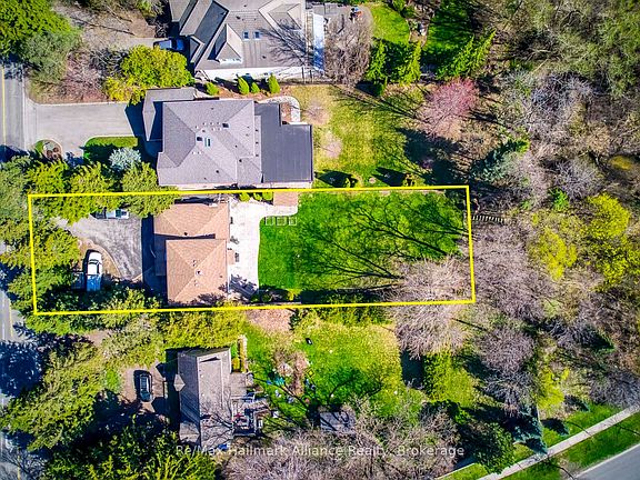 4th image of 494 Chartwell Rd