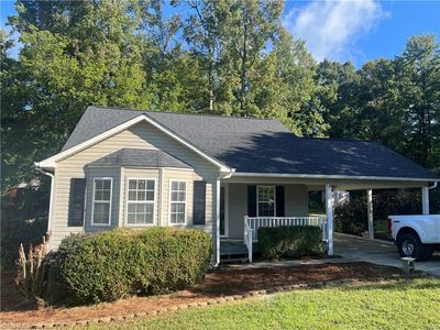 7 Oak Ridge Dr, Thomasville, NC, 27360