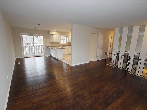 4th image of 81 Tiber Ave