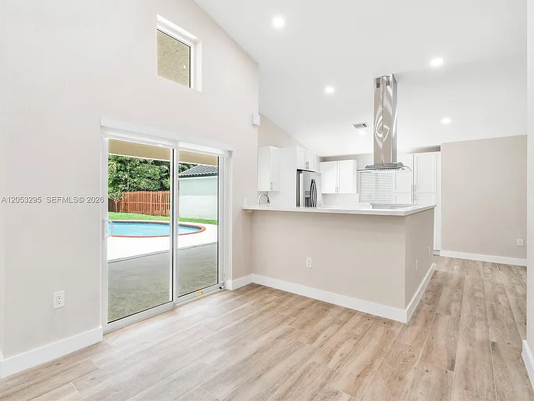 11747 SW 90th Ter — Photo 4