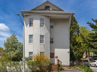 60 Esther St, Worcester, MA 01607