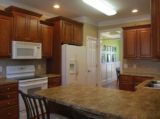 7212 Trevorwood Dr, Willow Spring, NC 27592