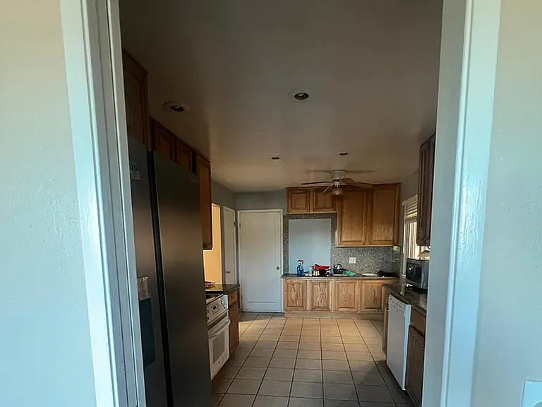 215 Dennis Dr — Photo 11