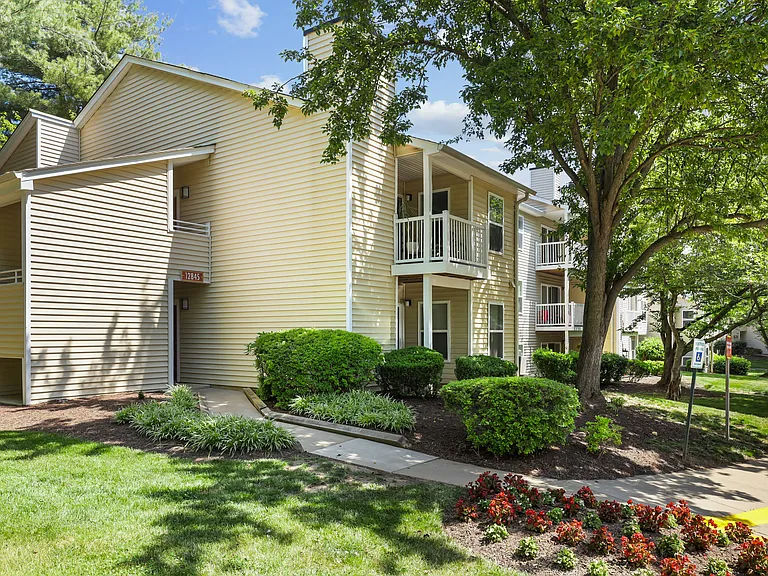 Stonecreek Club Apartments — Photo 17