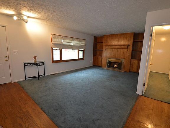 2nd image of 415 Girard Dr