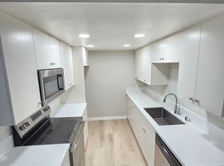 Beach Creek Resort Apartments, Garden Grove, CA 92841