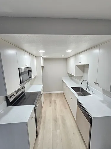 Beach Creek Resort Apartments Photo 1 Beach Creek Resort Apartments Photo 1