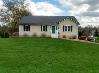 155 Oakham Rd, Barre, MA 01005