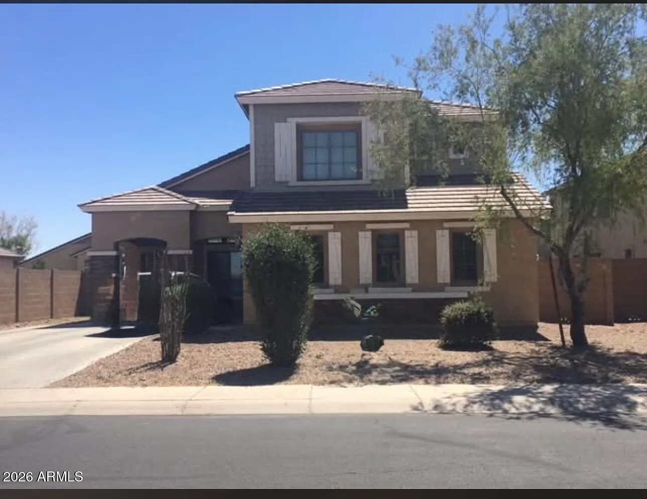 4 bed, 3.0 bath, 2595 sqft, $2,100 — Photo 1
