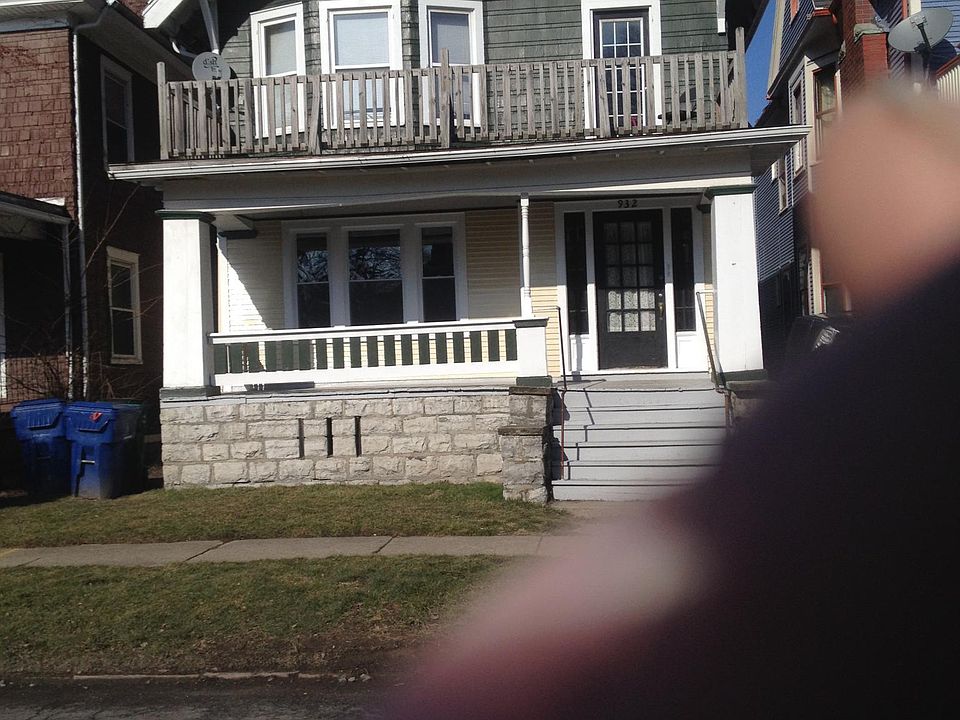 1st image of 932 Lafayette Ave