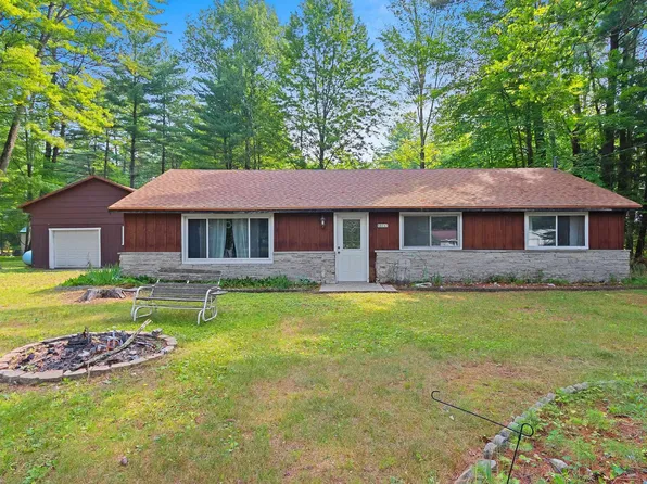 N8642 Pines Rd, Wausaukee, WI 54177