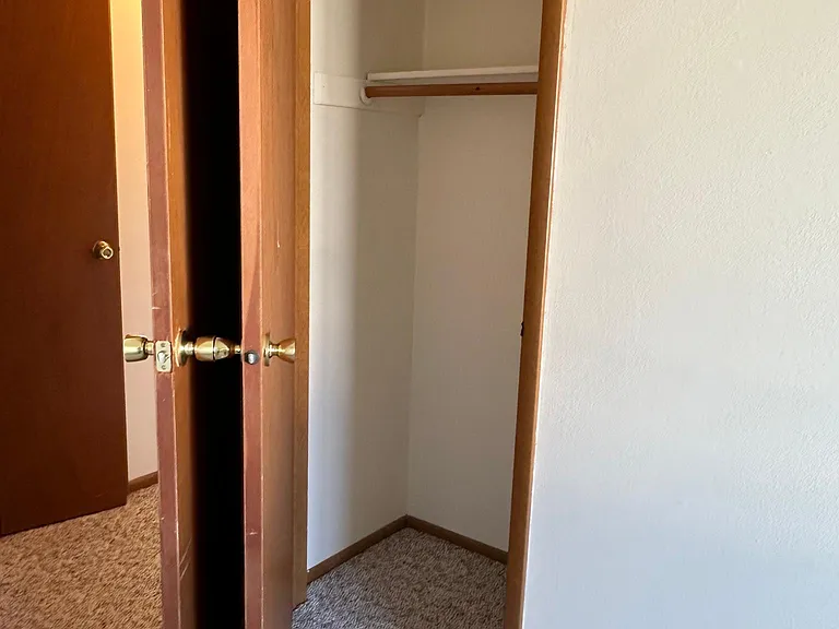 16 Florentine Ct — Photo 12