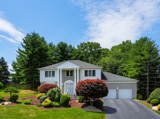 15 Edie Dr, Marlboro, NJ 07746