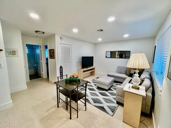 401 SE 23rd Ave #Id1221994p, Pompano Beach, FL 33062