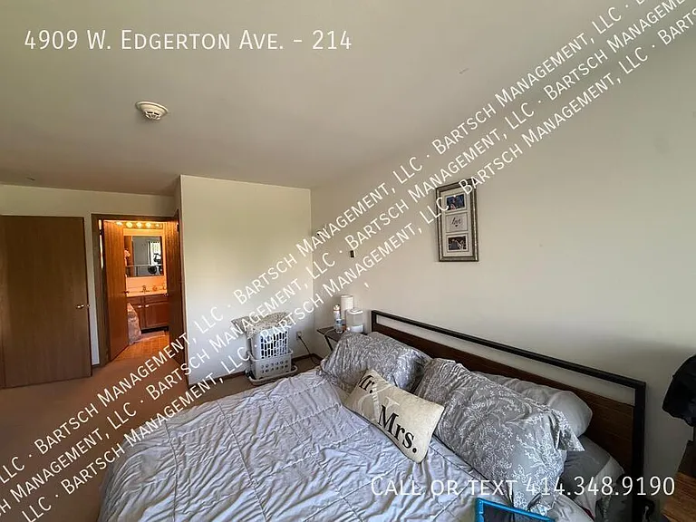 4909 W Edgerton Ave #214 — Photo 5