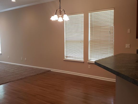 5th image of 6302 Endelstow Ln