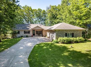 E9379 Innisbrook Ln, Wisconsin Dells, WI 53965