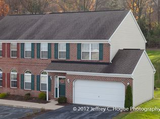 100 Barrington Dr, Shillington, PA 19607