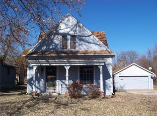 434 E 7th St, Adrian, MO 64720