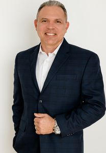 Luis Chaparro