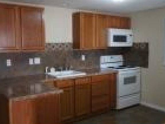 Kitchen with Microwave