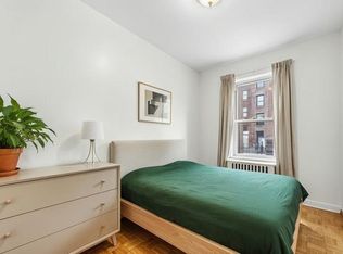 28-14 41st Ave #2R, Long Island City, NY 11101