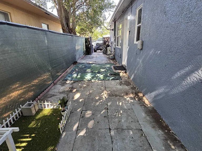 1501 N Andrews Ave — Photo 10